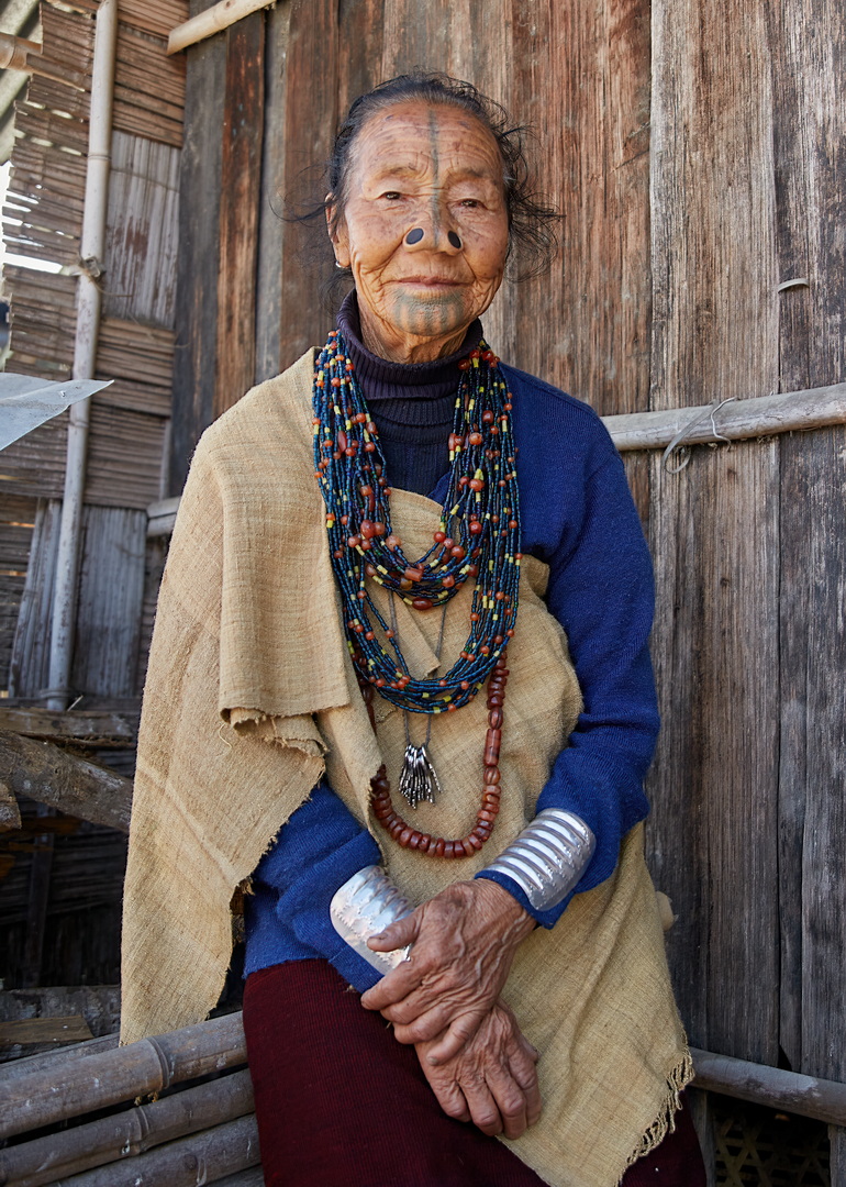Apatani People