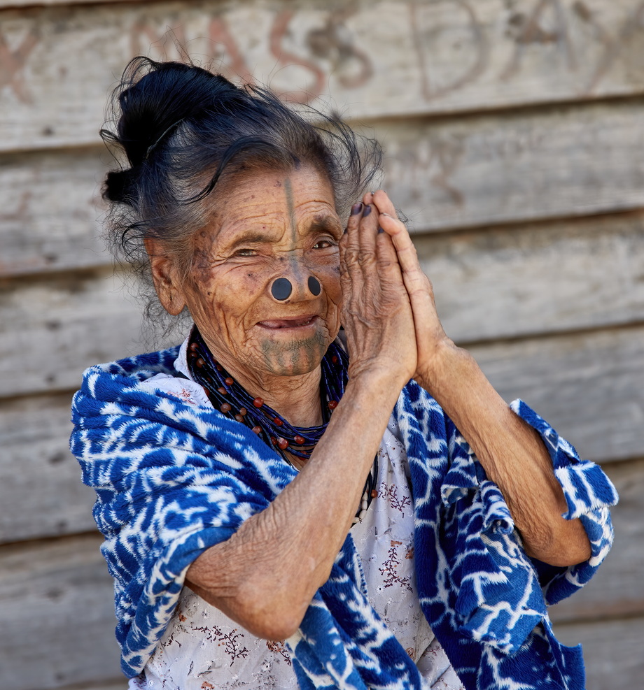 Apatani People