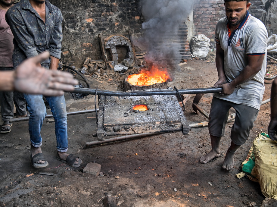 Dhaka Recycling