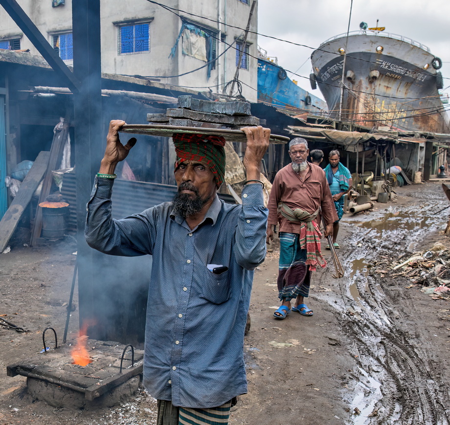 Dhaka Recycling