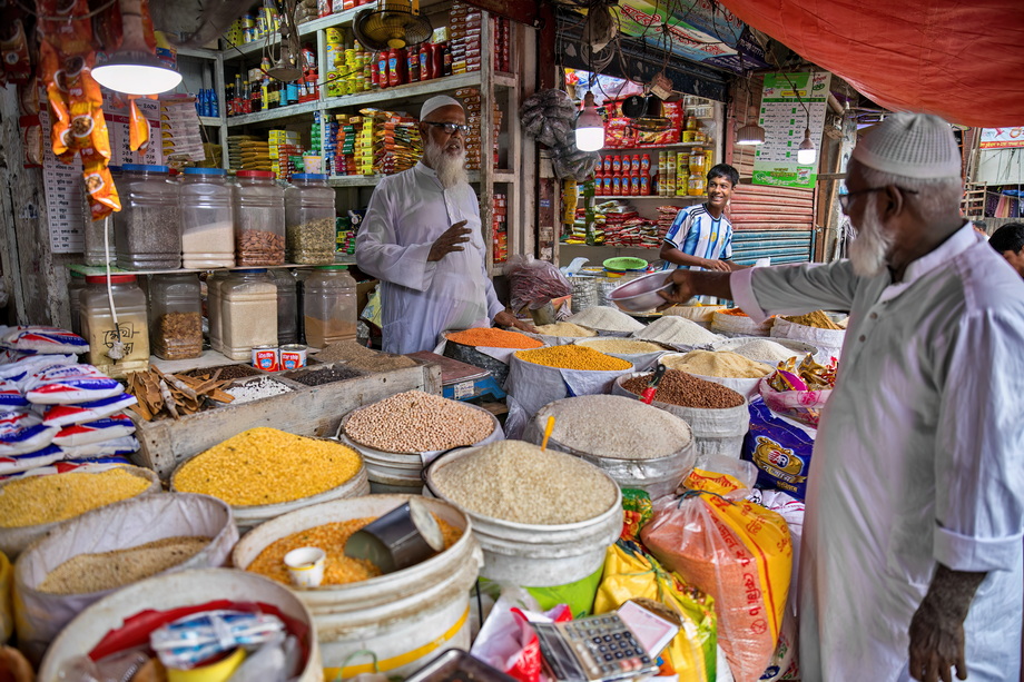 Dhaka life and markets