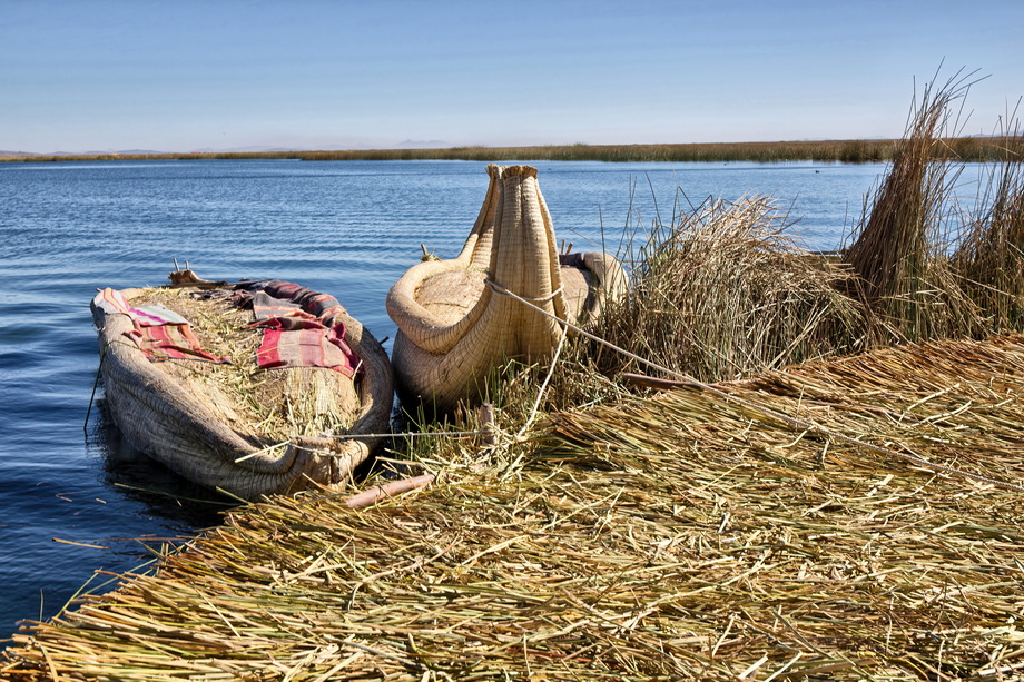 Totora reed boats (Balsas de Totora)